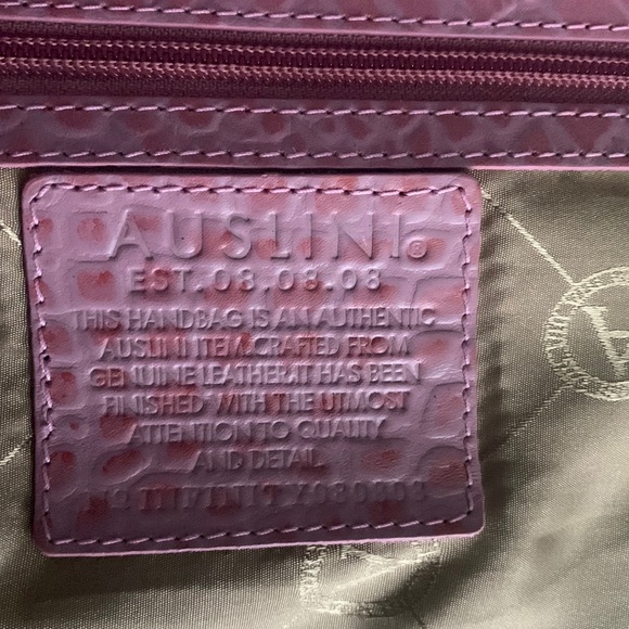 🌸Auslini Tote/Handbag🌸 - Picture 2 of 9